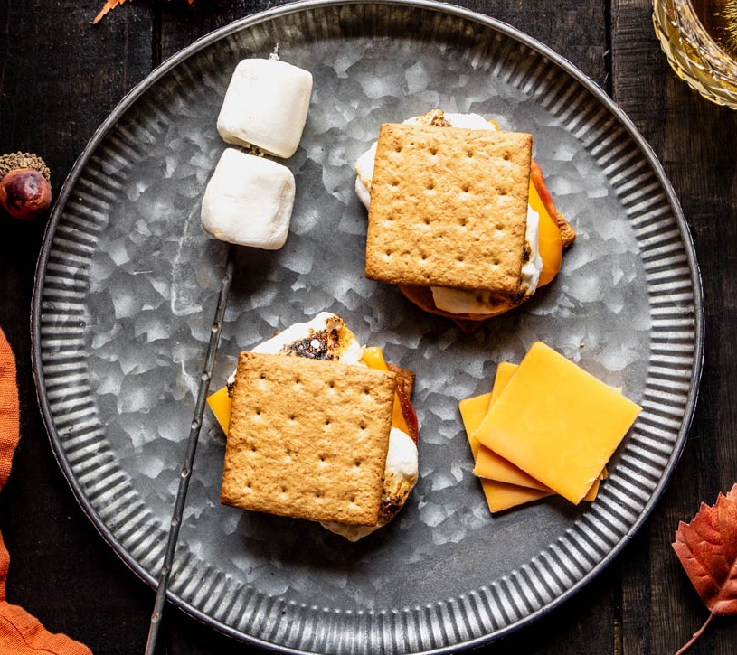 Apple Cheddar S’mores